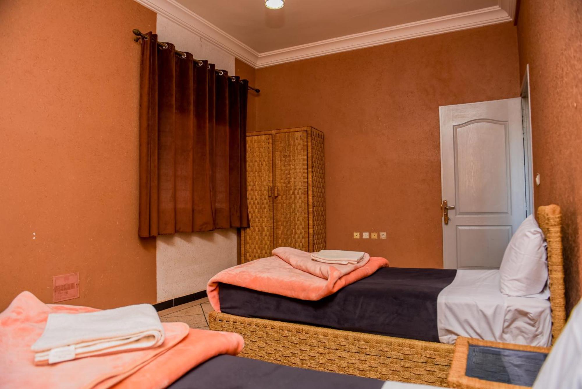 Residence Afgo วาร์ซาเซต ภายนอก รูปภาพ